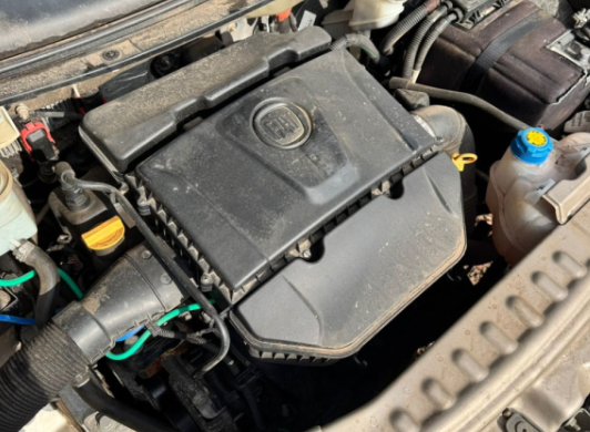 Sucata Fiat Grand Siena 1.6 16v Etorq 2014 Retirada De Peças