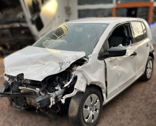 Sucata Volkswagen Up! 1.0 2016 Retirada De Peças