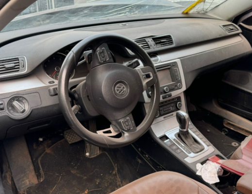 Sucata Volkswagen Passat 2.0 Tsi 2012 Retirada De Peças