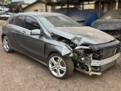 Sucata Mercedes-Benz A200 2015 1.6 Turbo - Retirada De Peças