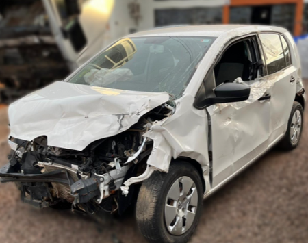 Sucata Volkswagen Up! 1.0 2016 Retirada De Peças